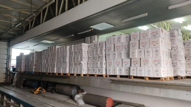 Yakalanan 5 TIR kaçak içki imha edildi - Resim : 4