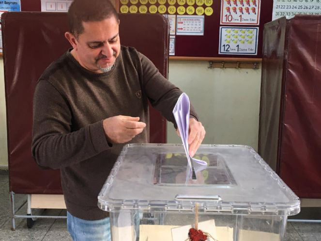 KKTC'de yerel seçimler için oy kullanma işlemi başladı - Resim : 6