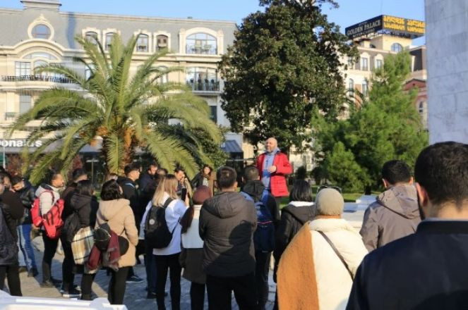 Batum'a 'telefon kayıt' turizmi - Resim : 1