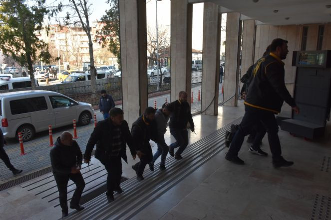 Malatya'da silahlı kavga. 2 kişi öldü - Resim : 1