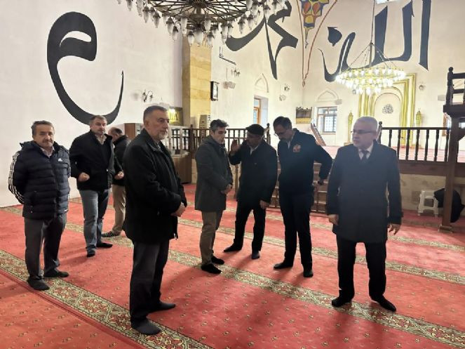 Camiyi yabancı uyruklu çocuk yaktı - Resim : 2