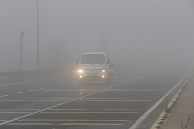 Bolu Dağı’nda sis engeli! Mesafe 25 metreye düştü - Resim : 2