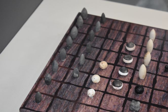 Başur Höyük’teki oyunun gizemi 20 yıldır çözülemedi. Taşlarda 4 domuz 4 köpek de var - Resim : 6