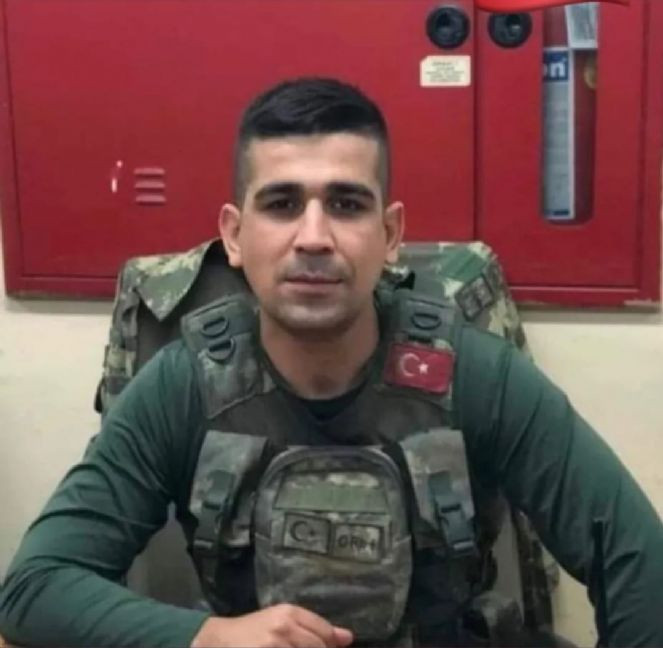 Şehit uzman çavuş Mersin'de toprağa verildi - Resim : 7