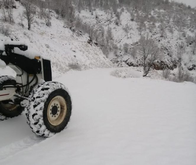 Tunceli’de 47 köy yolu kardan kapandı - Resim : 6