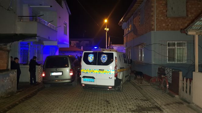 Samsun’da aynı mahallede 2 intihar - Resim : 1