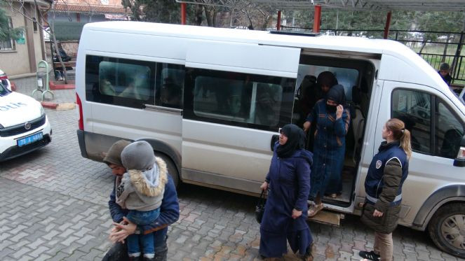 Kilis’te 31 kaçak göçmen yakalandı - Resim : 2