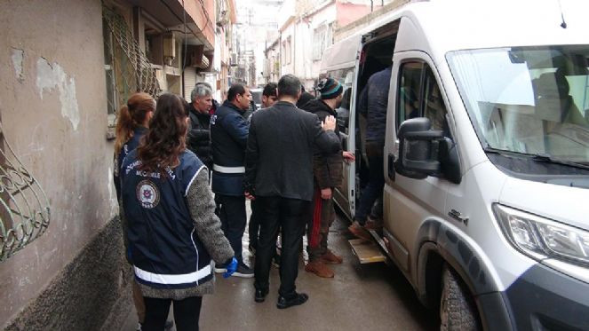 Kilis’te 31 kaçak göçmen yakalandı - Resim : 7