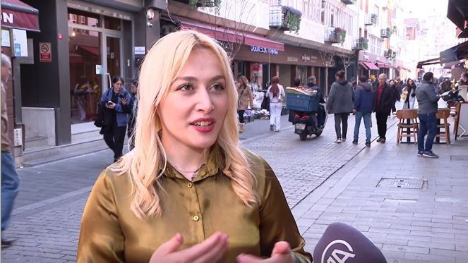 Eyüp'te yerde dev bir fıstıklı baklava. İnsanlar yiyemeyince hayal etmeye başladılar - Resim : 5