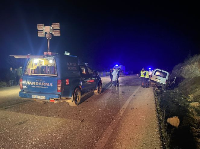 Zincirleme kazada ölü sayısı 2'ye çıktı - Resim : 13