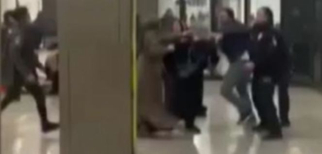 Hastane acilinde bıçaklı kavga - Resim : 1