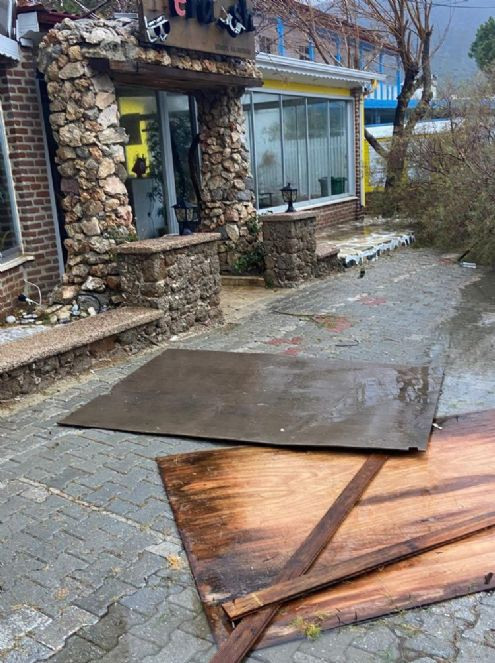 Datça'yı fırtına vurdu - Resim : 6