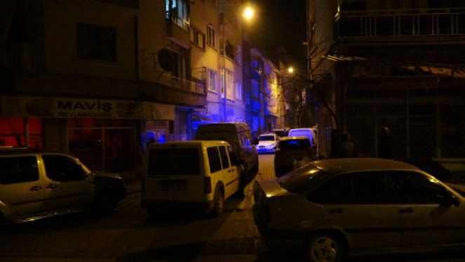 Genç kadın tabancayla kendini vurdu - Resim : 6