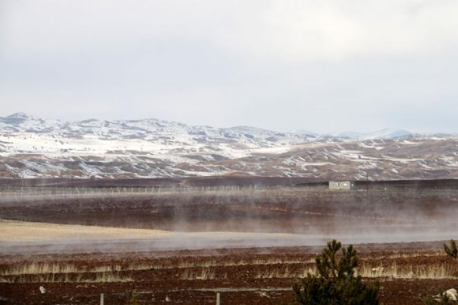 Esrarengiz tarla merak konusu oldu - Resim : 6