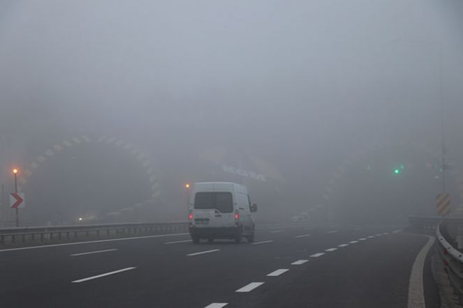 Sürücüler dikkat! Bolu Dağı'nda sis engeli - Resim : 11