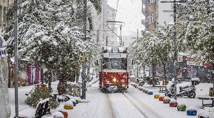 Kar yağışı için İstanbul'a tarih verildi