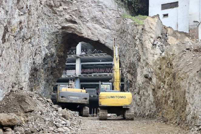 Trabzon Meydan 3. Etap ve Katlı Otopark Projesi tünelle Karadeniz Sahil Yolu'na bağlanıyor - Resim : 4