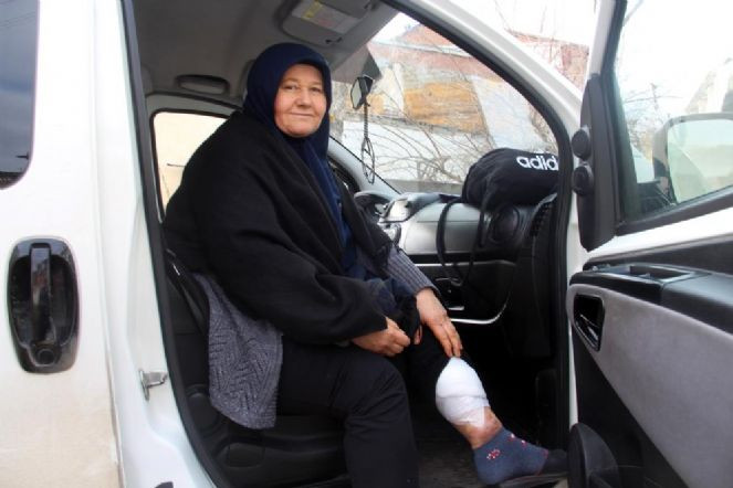 Kadının patlayan varisi polisleri alarma geçirdi - Resim : 1