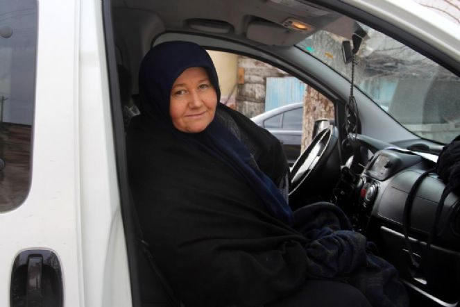 Kadının patlayan varisi polisleri alarma geçirdi - Resim : 4