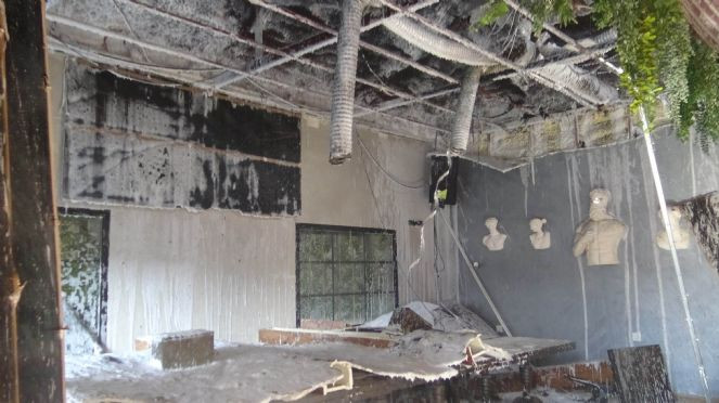 Avcılar'da kafede yangın paniği - Resim : 5