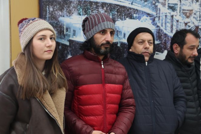 Eskişehir Otogarı çalışanlardan 'Üşüyoruz' eylemi - Resim : 1