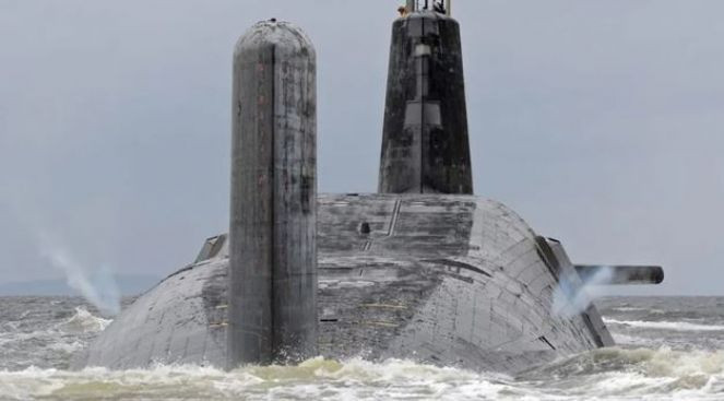 Nükleer denizaltının bozulan parçaları bakın nasıl tamir edilmiş. Skandal olay kontrollerde fark edildi - Resim : 2