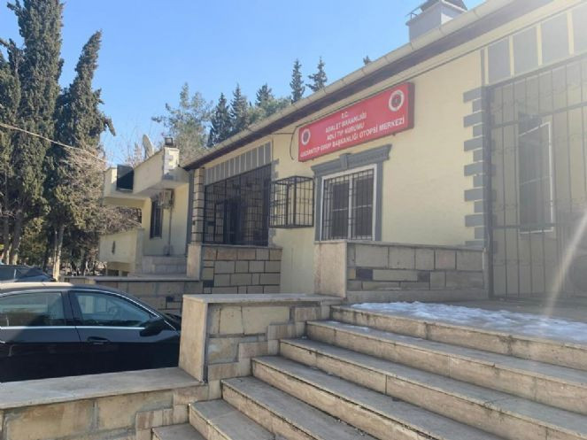 Polis oğlunu öldürüp intihar etti - Resim : 3