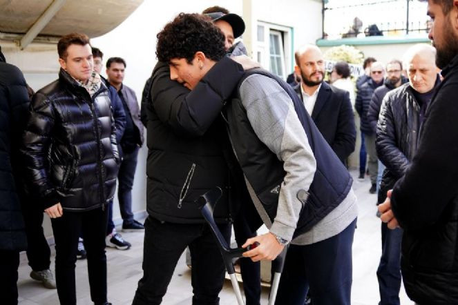 Süleyman Hurma'nın annesi son yolculuğuna uğurlandı - Resim : 17