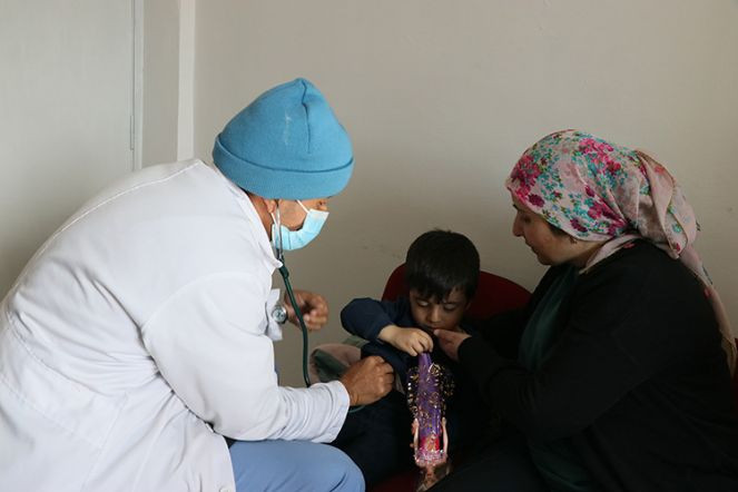 Kübalı doktorlar binlerce kilometre uzaktan yardıma koştu - Resim : 1