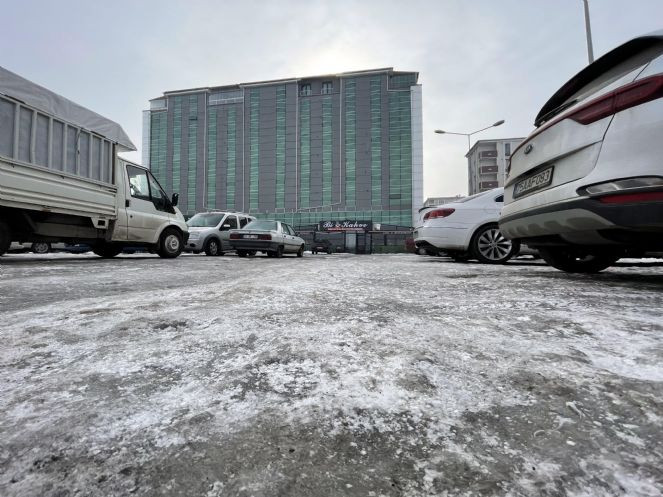 Doğu Anadolu'da en düşük sıcaklık eksi 17 dereceyi buldu - Resim : 3
