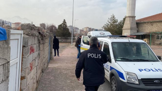 3 yaşındaki bebek beşiğinde ölü bulundu - Resim : 3