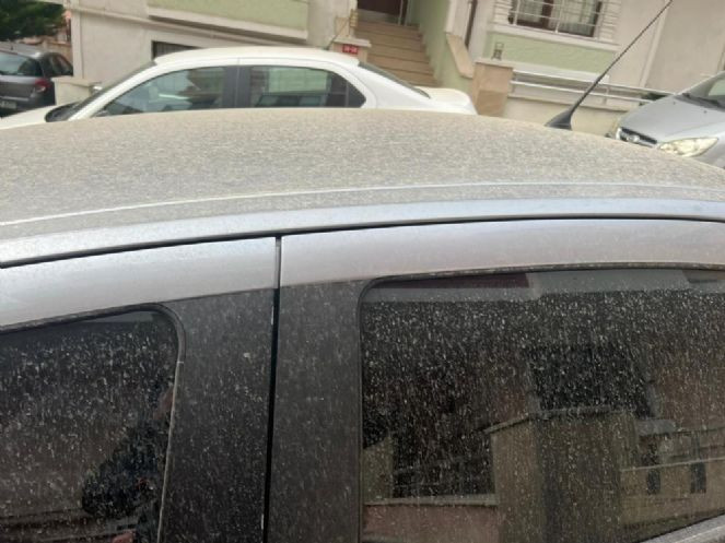 İstanbul’a çamur yağdı - Resim : 1