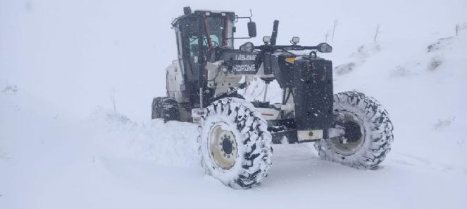 Elazığ’da 300 köy yolu kapandı - Resim : 2