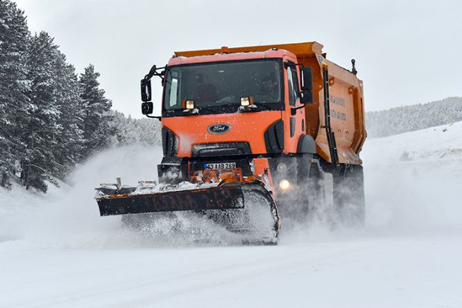 Doğu Anadolu'da 4 ilde kar kalınlığı yarım metreyi buldu - Resim : 4