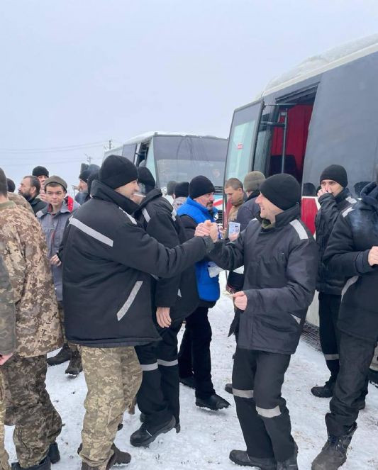 Ukrayna, 116 savaş esirini geri aldı - Resim : 3