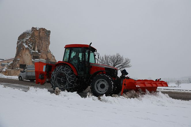 İç Anadolu'da kar yağışı etkili oluyor - Resim : 2