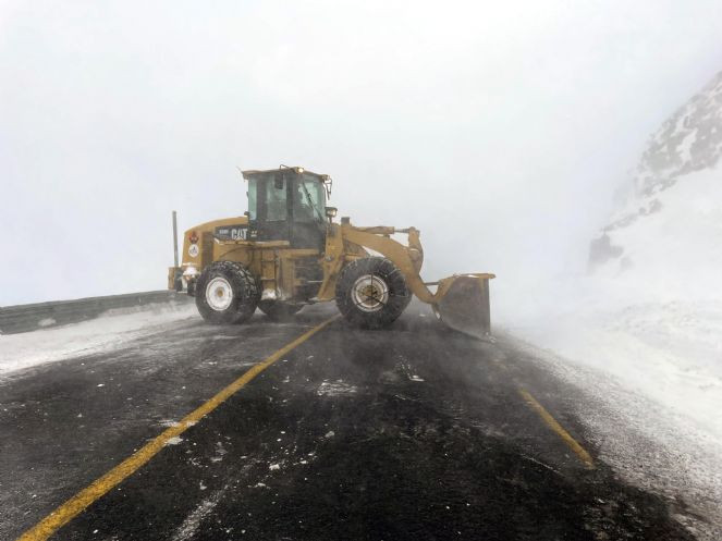 Ardahan-Şavşat kara yolu kontrollü ulaşıma açıldı - Resim : 4