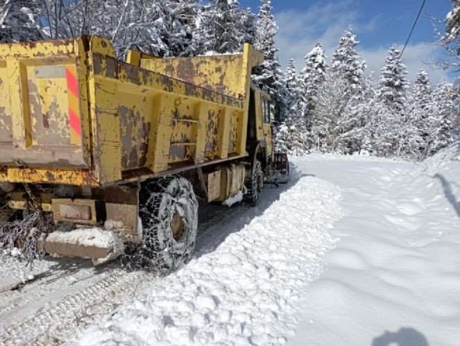 Kastamonu'da yüzlerce köy yolu ulaşıma kapandı - Resim : 2