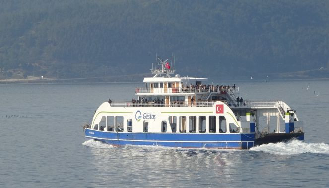 Çanakkale’de bazı feribot seferleri iptal edildi - Resim : 2