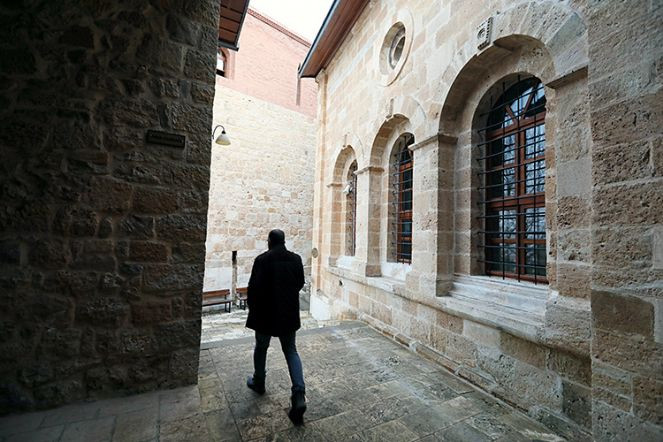 Tarihi yapı depremi hasarsız atlattı - Resim : 4