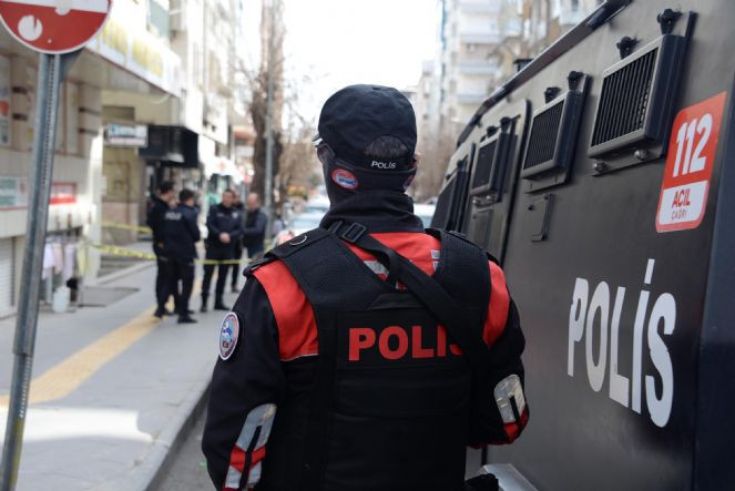 Avukatlık bürosuna silahlı saldırı - Resim : 6