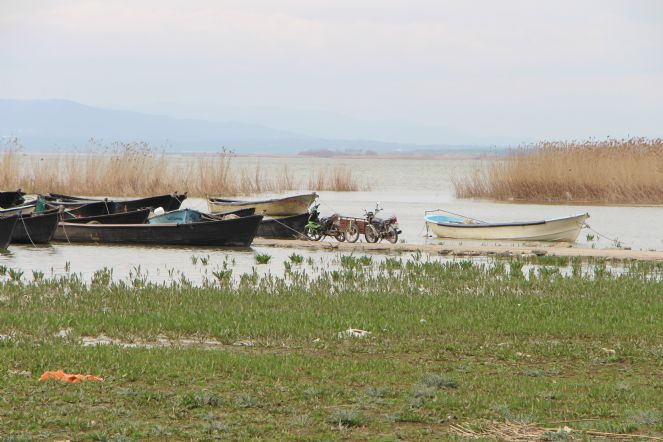 Manyas Kuş Gölü'ndeki kuraklık balıkçıları olumsuz etkiledi - Resim : 1