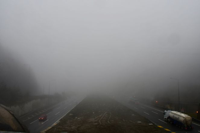 Sürücüler dikkat! Bolu Dağı'nda sis engeli - Resim : 8