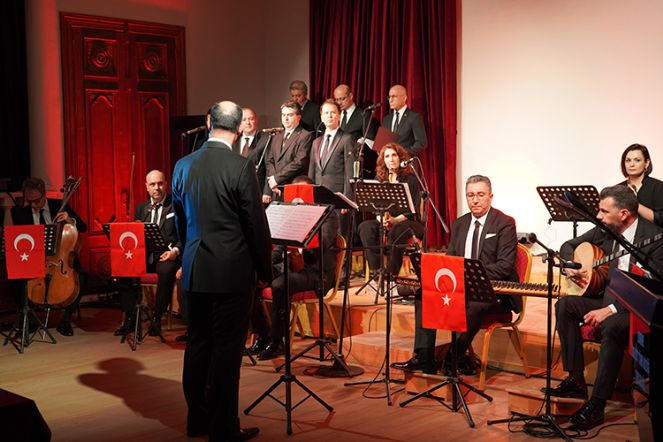 Mehmet Akif’in eserleri müzikseverlerle buluştu - Resim : 2