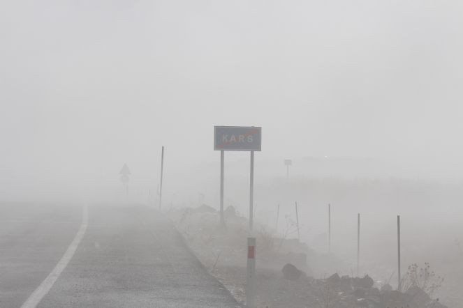 Kars-Iğdır kara yolunda ulaşıma sis engeli - Resim : 4
