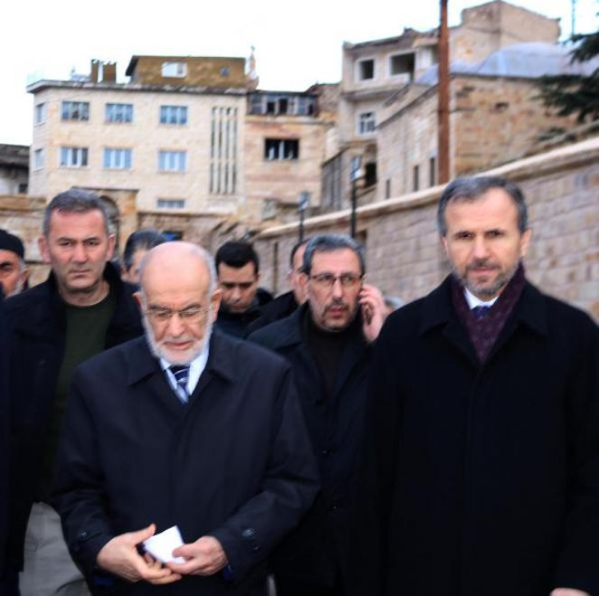 Tedavi gördüğü hastanede hayatını kaybeden SP İl Başkanı toprağa verildi - Resim : 2