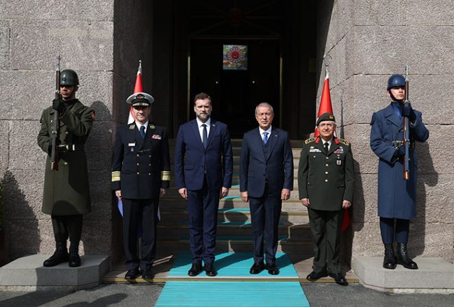 Bakar Akar, Hırvat mevkidaşı ile görüştü - Resim : 4
