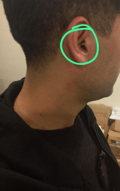 Ehliyet sınavında 'kopya' düzeneğiyle yakalandı - Resim : 2