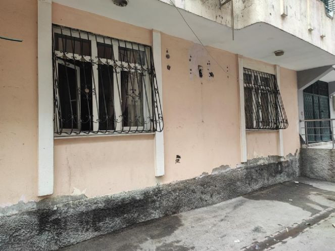 Karısını boğazını keserek öldürdü - Resim : 4