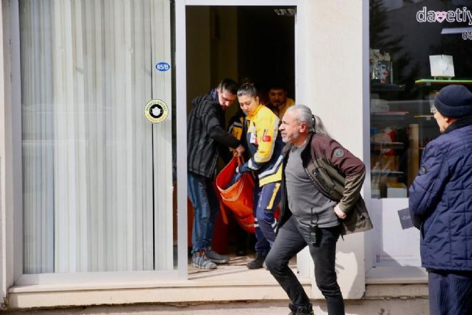 Alacak verecek meselesi kanlı bitti: 2 yaralı - Resim : 1